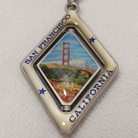 VNT San Francisco California Souvenir Spinner Keychain Keyring Trolley & Bridge - Picture 9 of 10